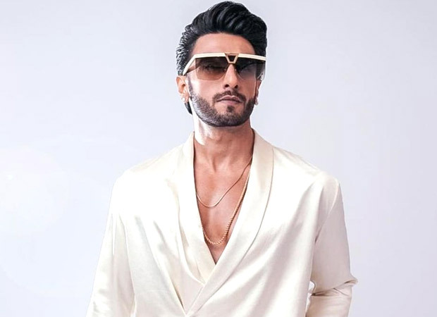 Ranveer Singh personally reached out to Johnny Sins for Sexual Tablets Advertisement : Bollywood News Globalindianews24