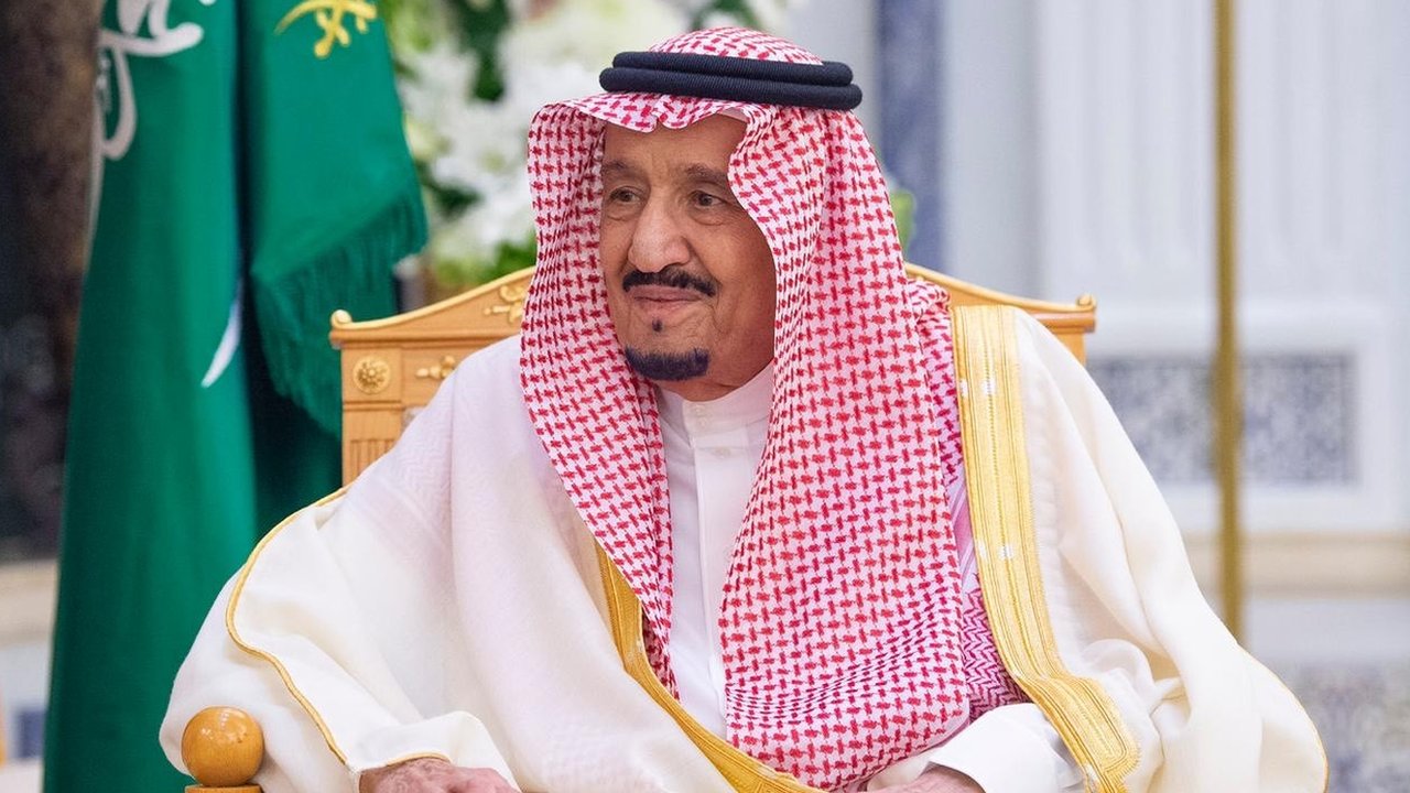 Saudi King to Receive Treatment at Palace for Lung Inflammation